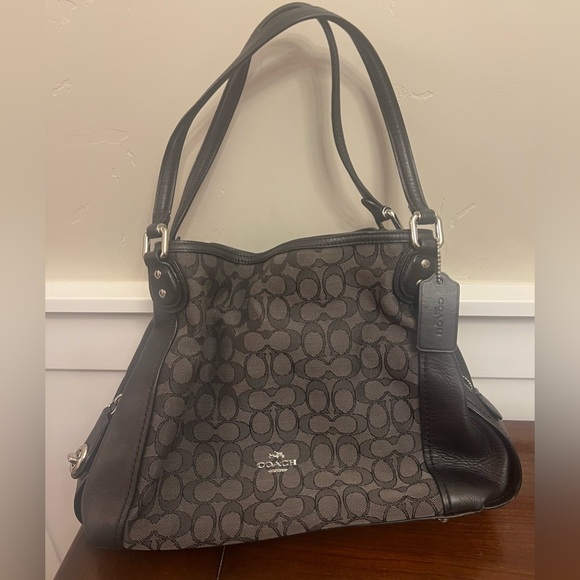 Sold - Picture 3 of 9